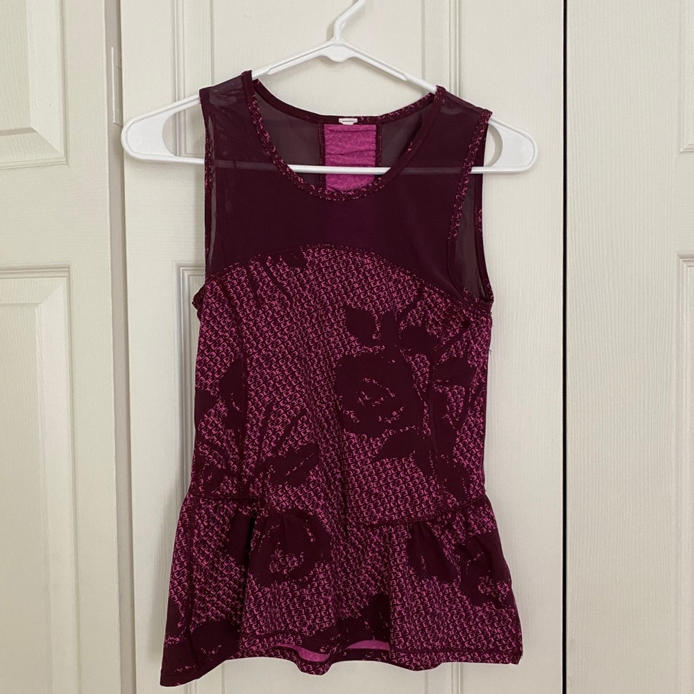American Eagle workout peplum top